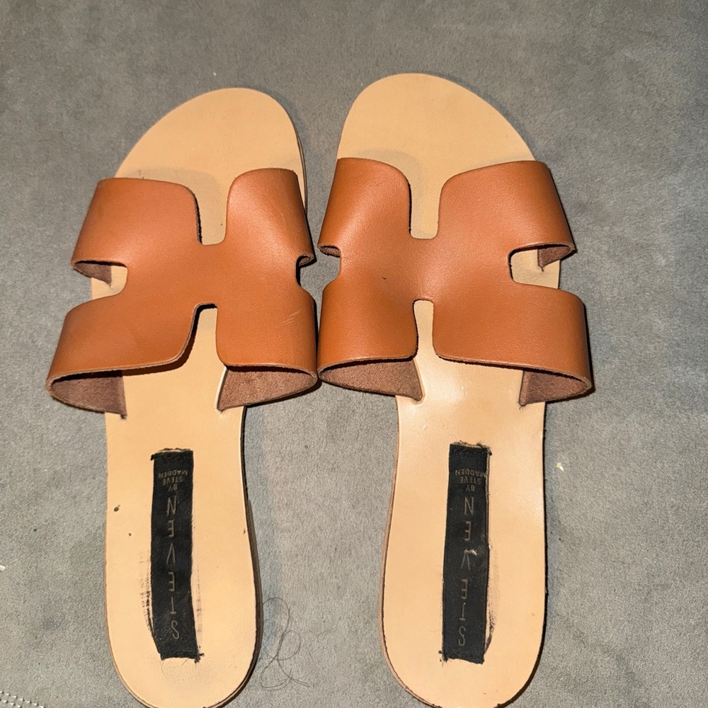 Steve Madden Hadyn Sandal